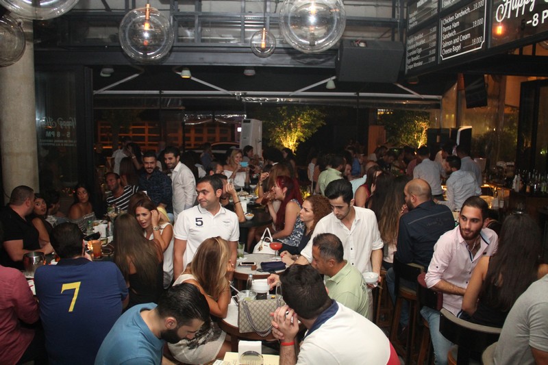 Bistrobar Live Hamra on Saturday Night